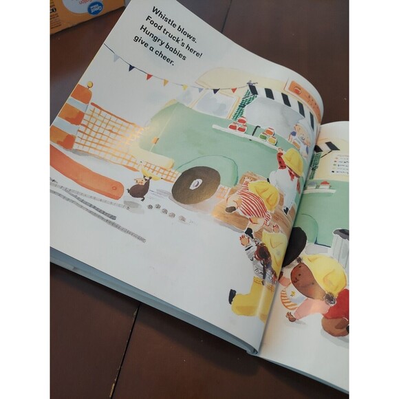 Baby Builders Bebes Constructores (Bilingual Spanish English) Children's Book - Picture 5 of 8